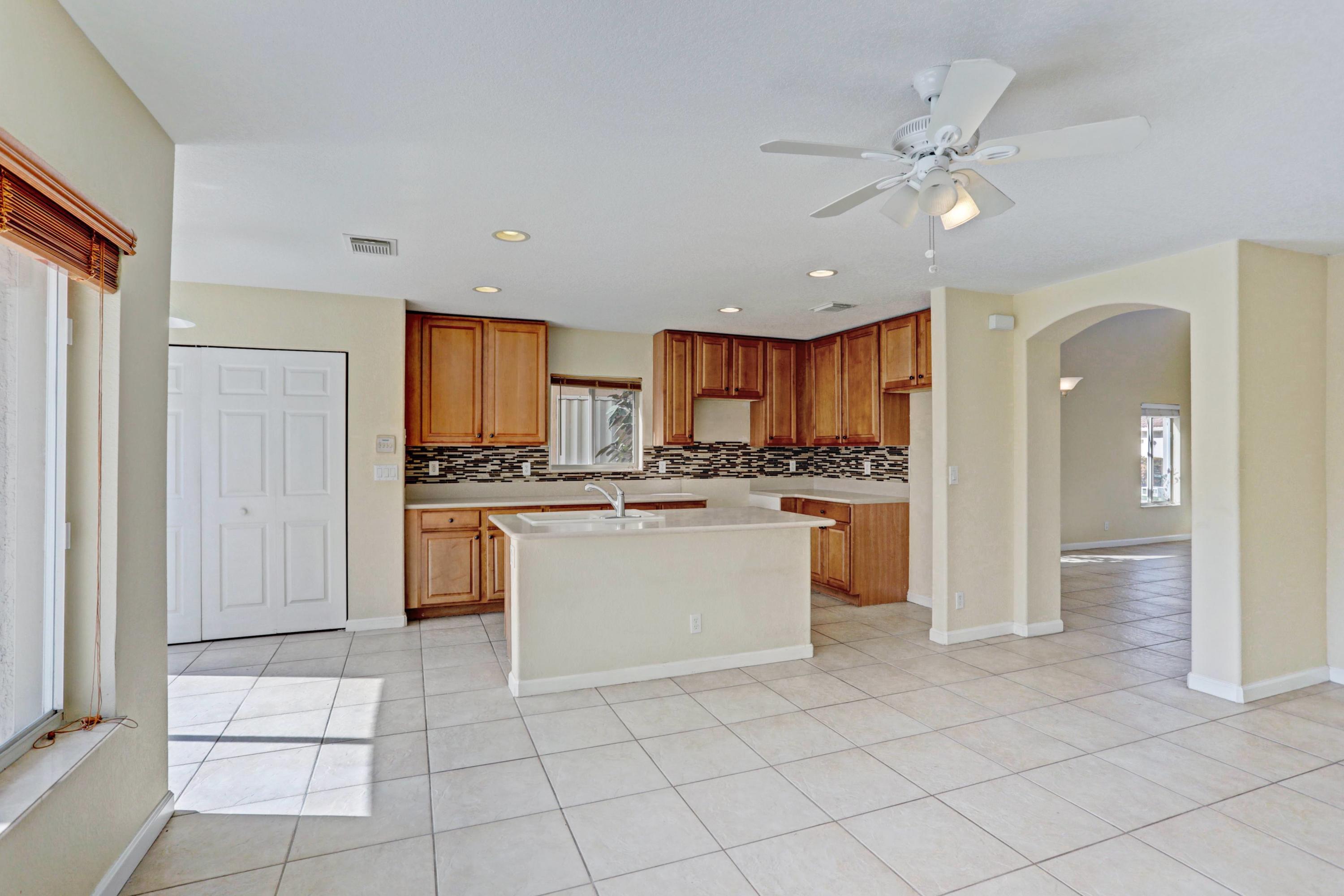 2009 Little Torch Street Riviera Beach, FL 33407 - Photo 20 of 79 18_320a6294_5_6_7_8