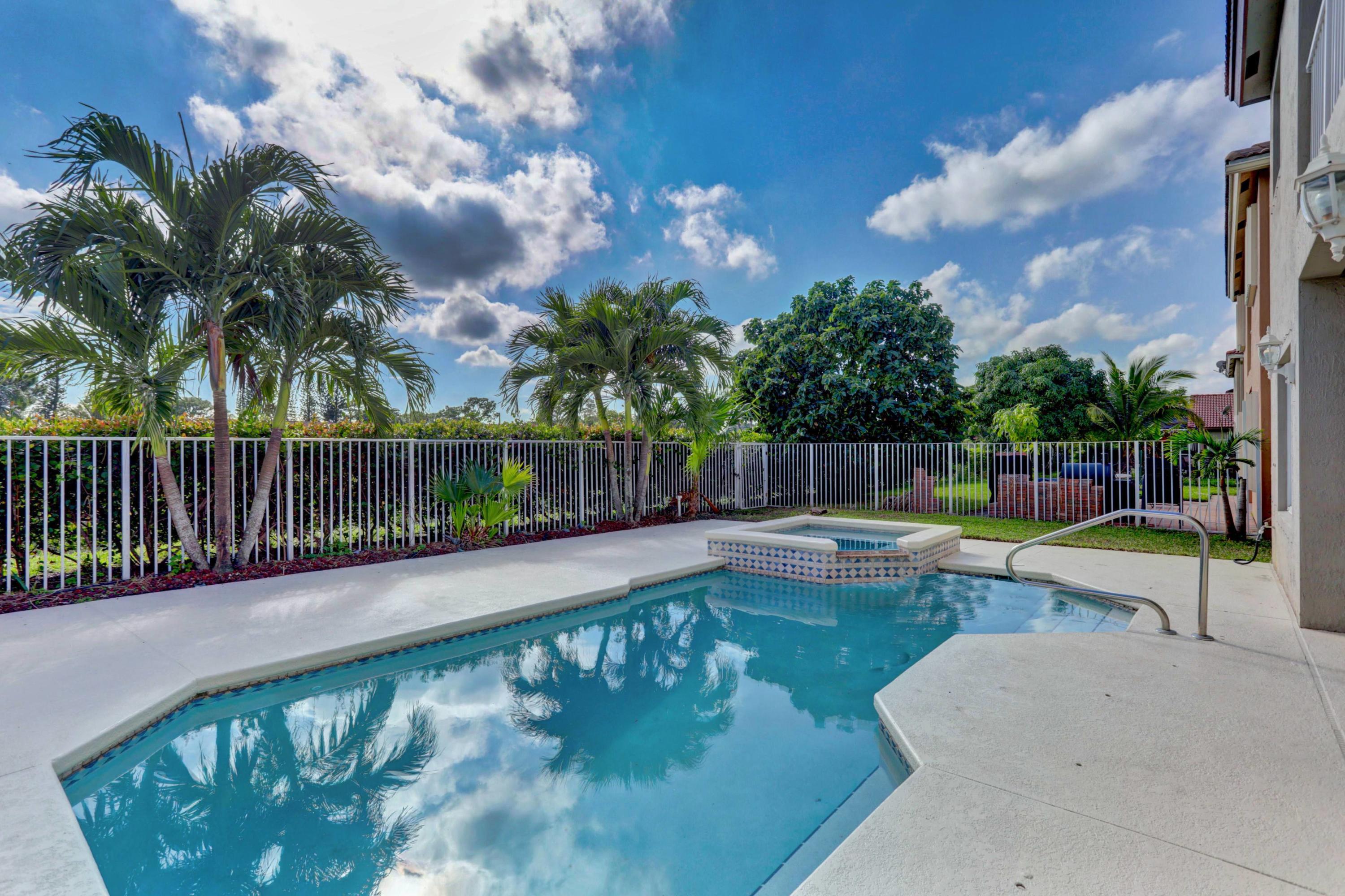 2009 Little Torch Street Riviera Beach, FL 33407 - Photo 2 of 79 67_320a6429_30_31_32_33_airmagic_process