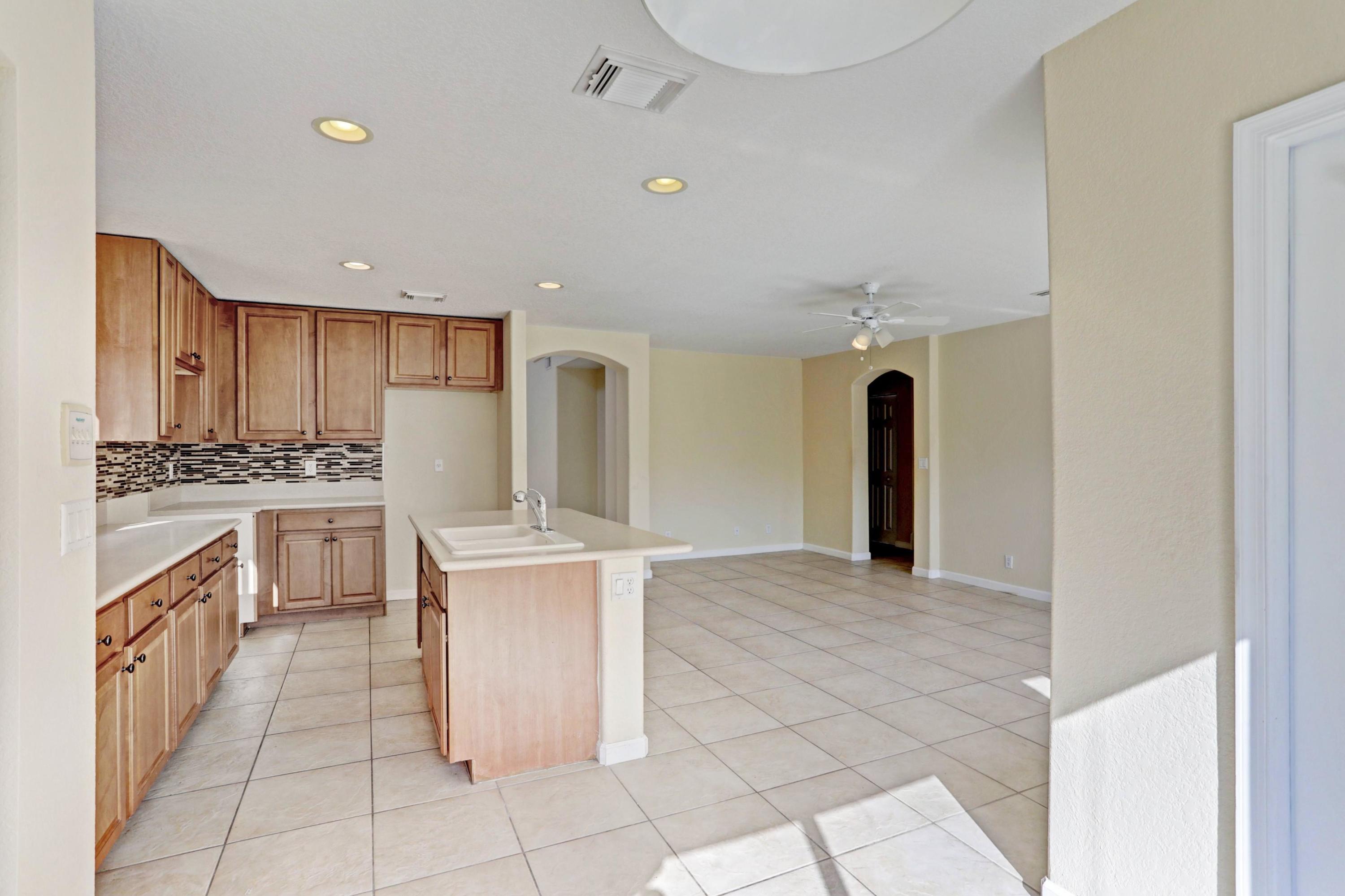 2009 Little Torch Street Riviera Beach, FL 33407 - Photo 24 of 79 22_320a6314_5_6_7_8