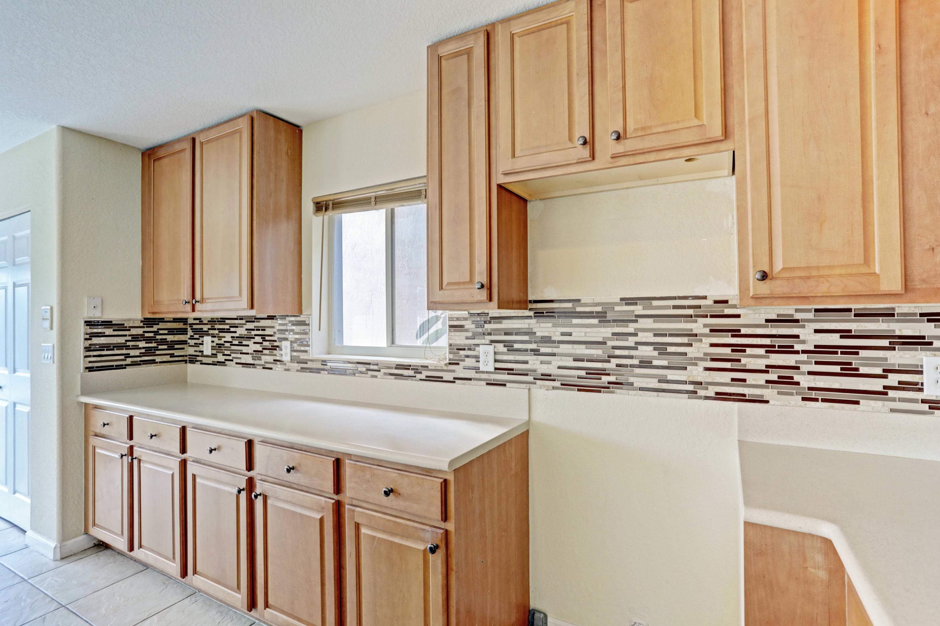 2009 Little Torch Street Riviera Beach, FL 33407 - Photo 29 of 79 27_320a6359_60_61_62_63