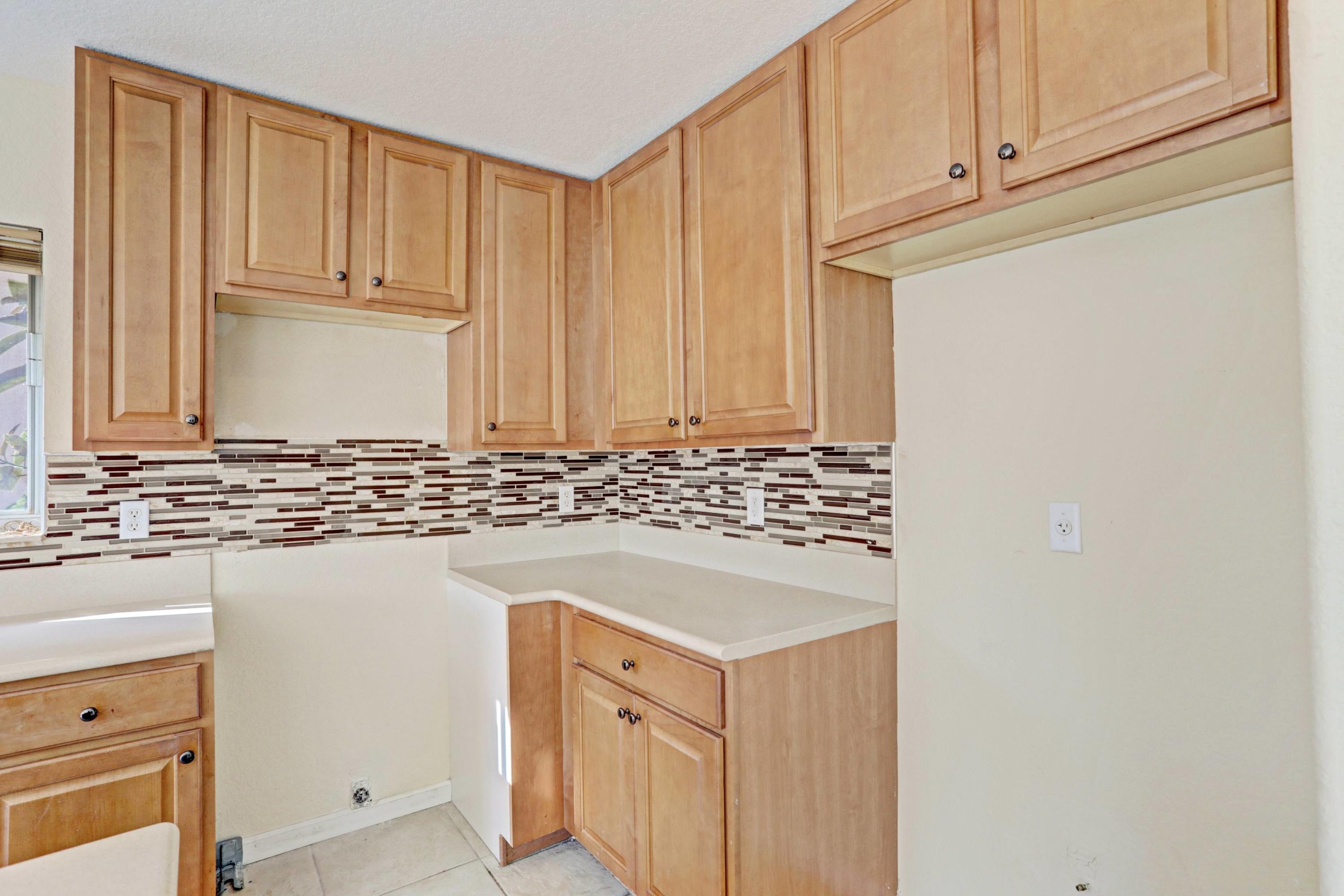 2009 Little Torch Street Riviera Beach, FL 33407 - Photo 31 of 79 29_320a6349_50_51_52_53