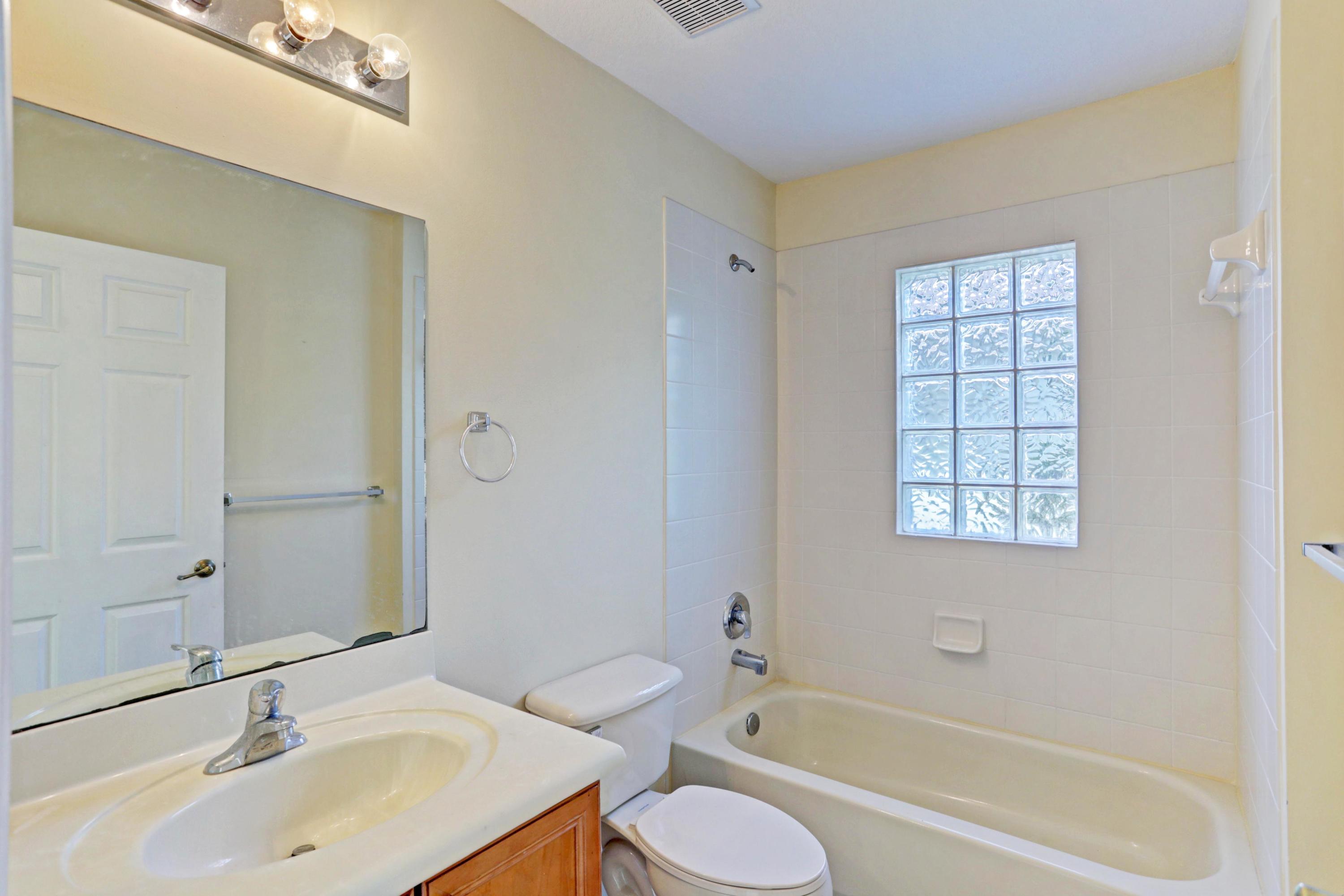 2009 Little Torch Street Riviera Beach, FL 33407 - Photo 38 of 79 36_320a6214_5_6_7_8