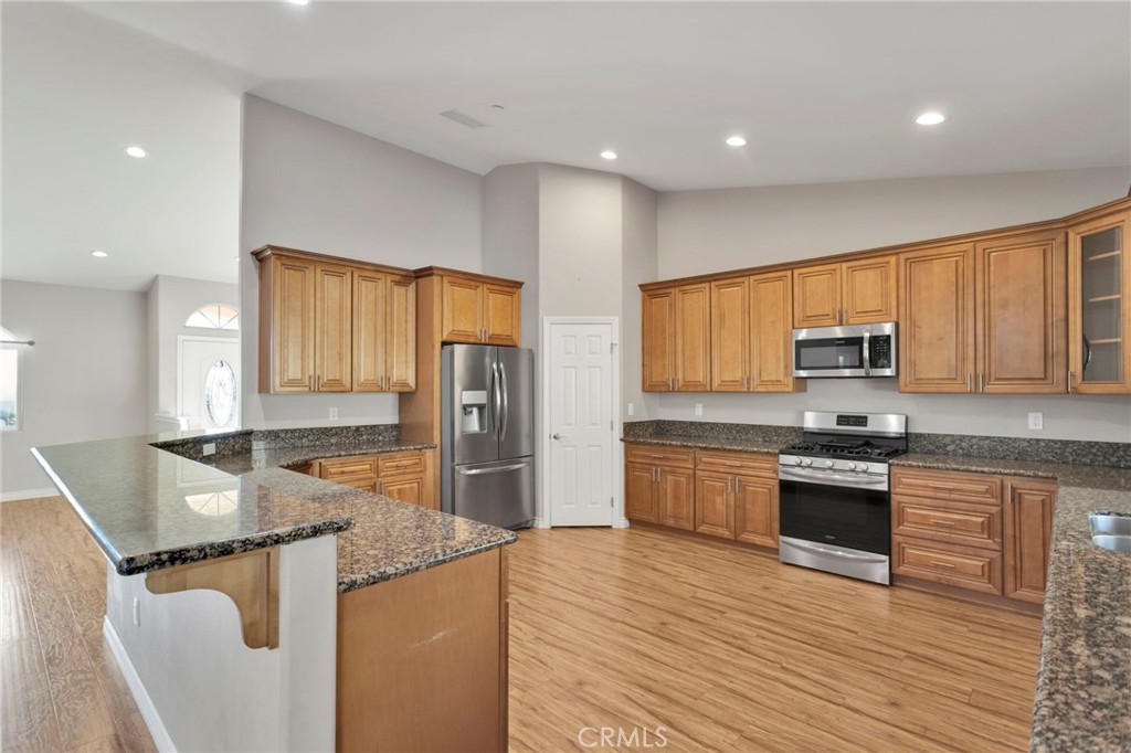 15831 Rimrock Road Apple Valley, CA 92307 - Photo 12 of 53