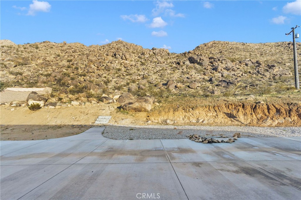 15831 Rimrock Road Apple Valley, CA 92307 - Photo 37 of 53