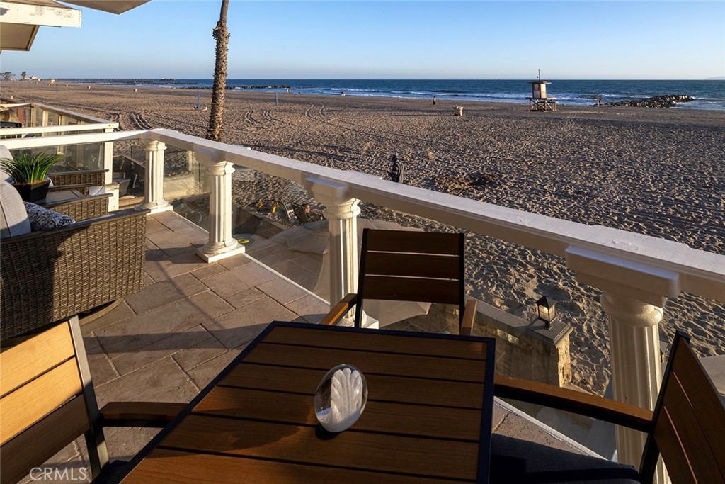 4005 Seashore Drive Newport Beach, CA 92663 - Photo 15 of 32 a view of roof deck