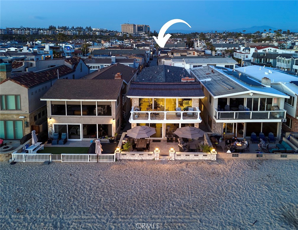 4005 Seashore Drive Newport Beach, CA 92663 - Photo 30 of 32 a view of a building with sitting area