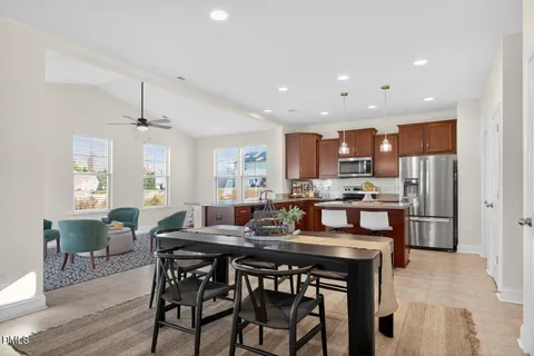 $384,900 | 540 Oak Holly Lane, Zebulon, NC 27597