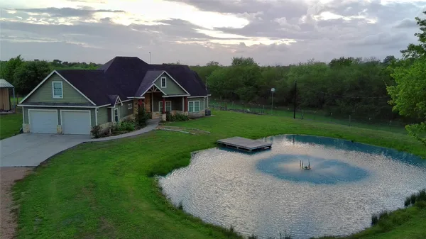 $680,000 | 2015 Skrivanek Road, Sealy, TX 77474