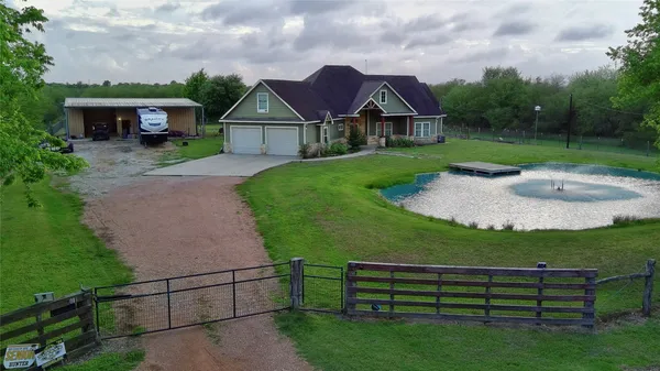 $680,000 | 2015 Skrivanek Road, Sealy, TX 77474