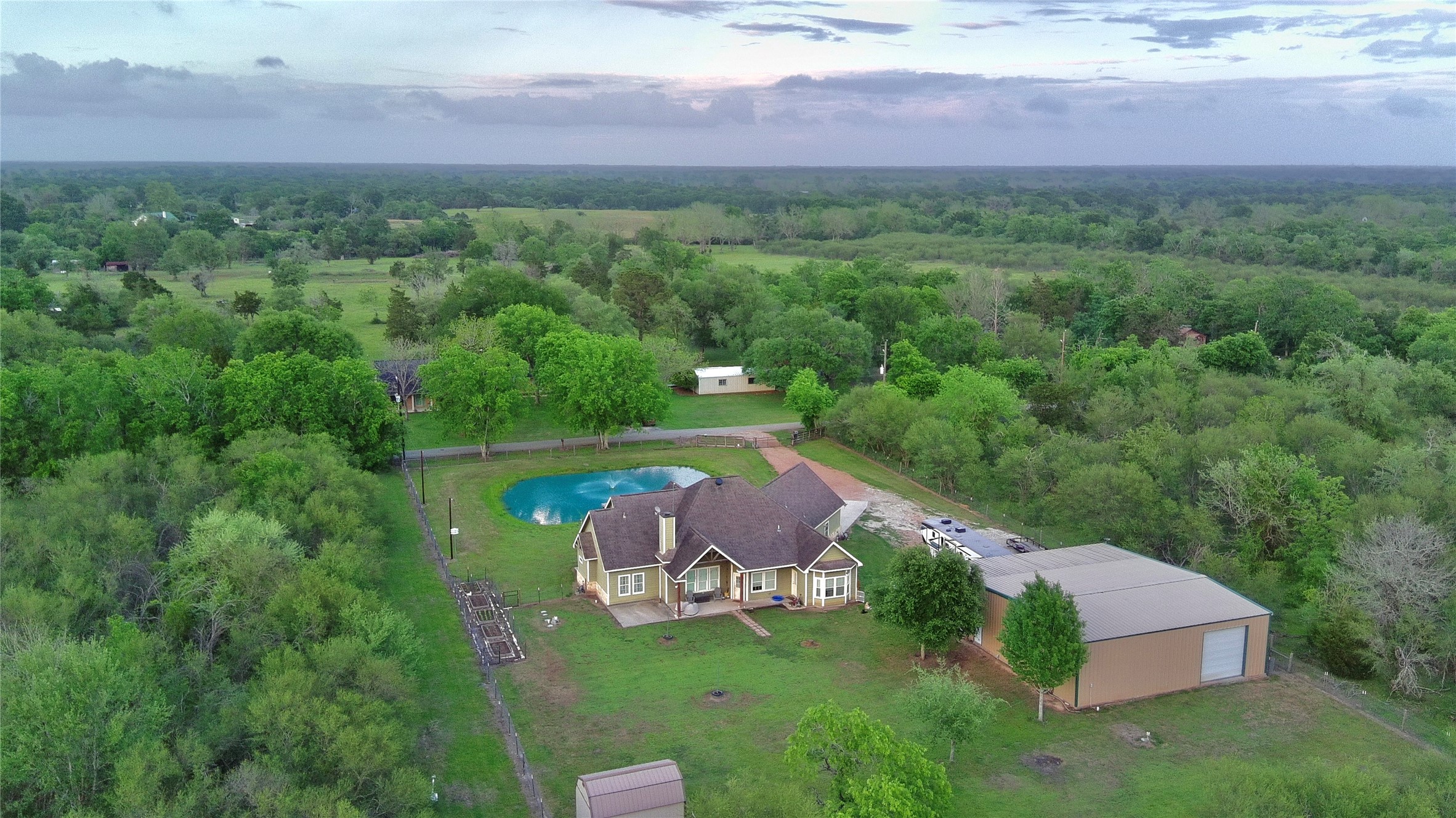 2015 Skrivanek Road Sealy, TX 77474 - Photo 37 of 38