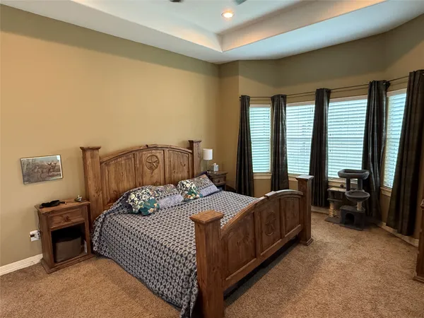$680,000 | 2015 Skrivanek Road, Sealy, TX 77474