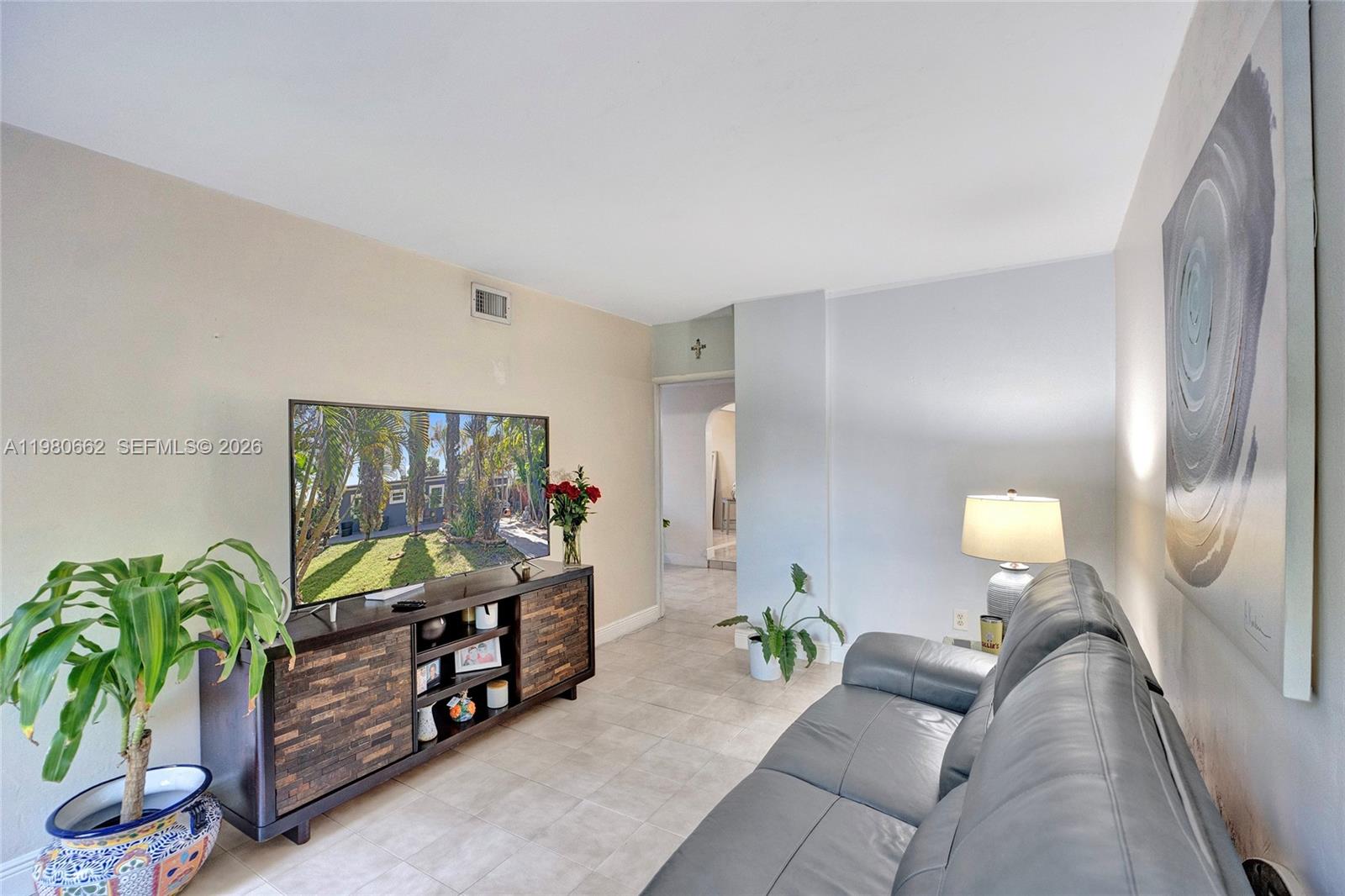 2258 Southwest 15th Street Miami, FL 33145 - Photo 18 of 64