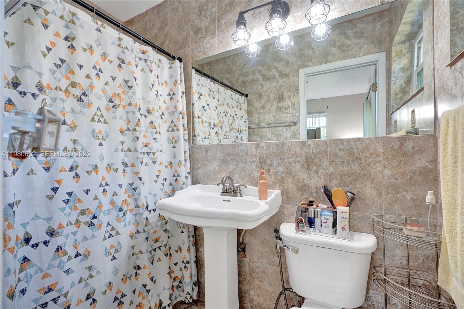 2258 Southwest 15th Street Miami, FL 33145 - Photo 30 of 64