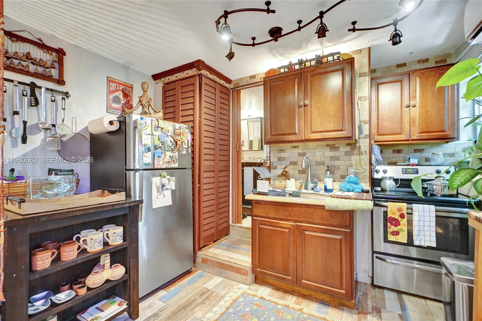 2258 Southwest 15th Street Miami, FL 33145 - Photo 51 of 64
