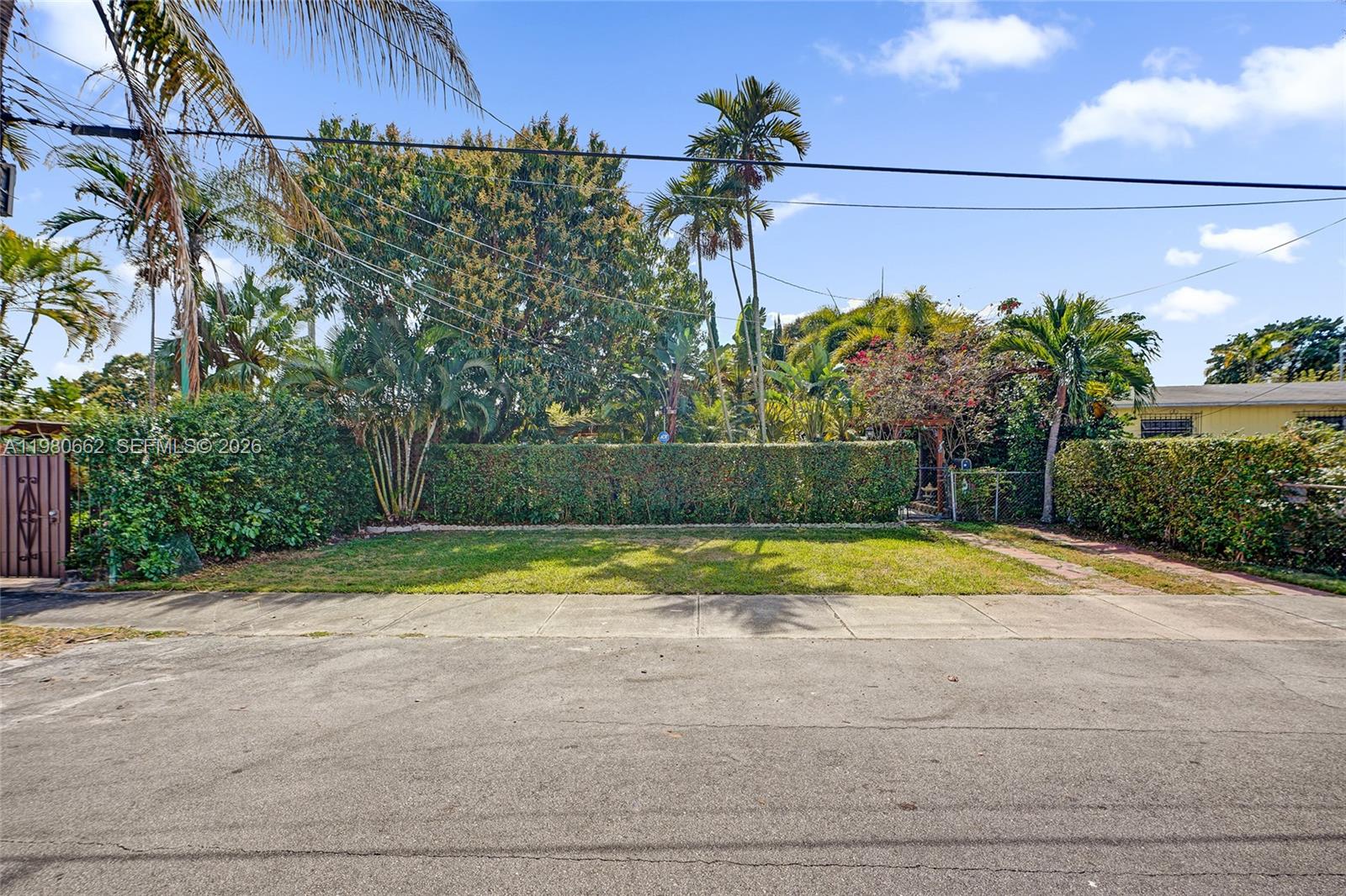 2258 Southwest 15th Street Miami, FL 33145 - Photo 54 of 64
