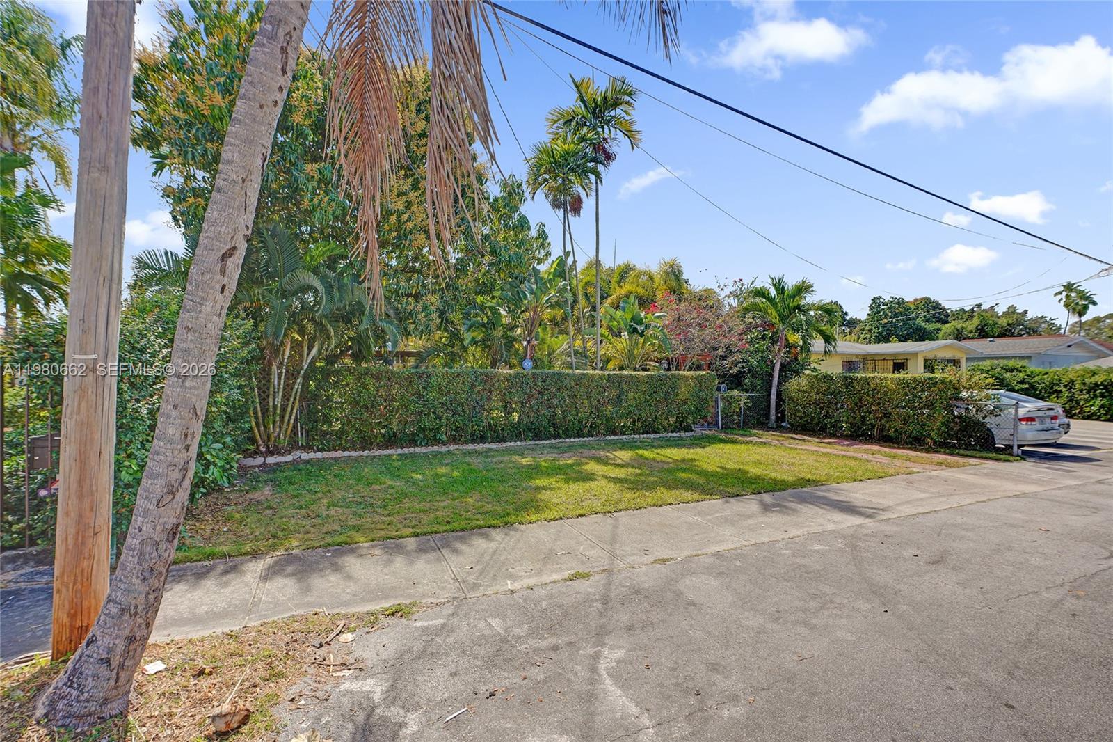 2258 Southwest 15th Street Miami, FL 33145 - Photo 55 of 64