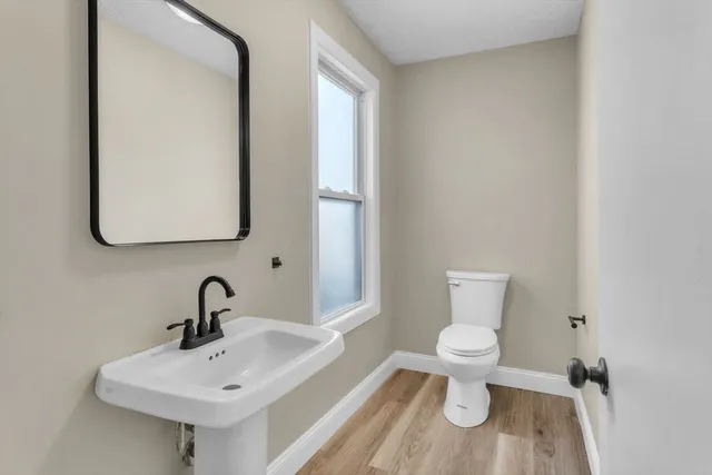 $298,000 | 2166-2168 Main Street, Three Rivers, MA 01080