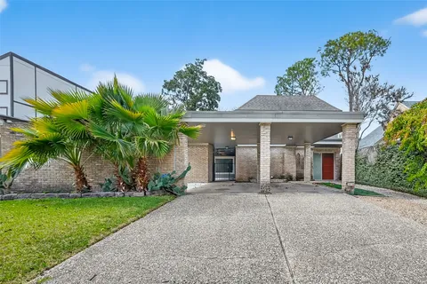 $320,000 | 2810 Quail Hollow Drive, Missouri City, TX 77459