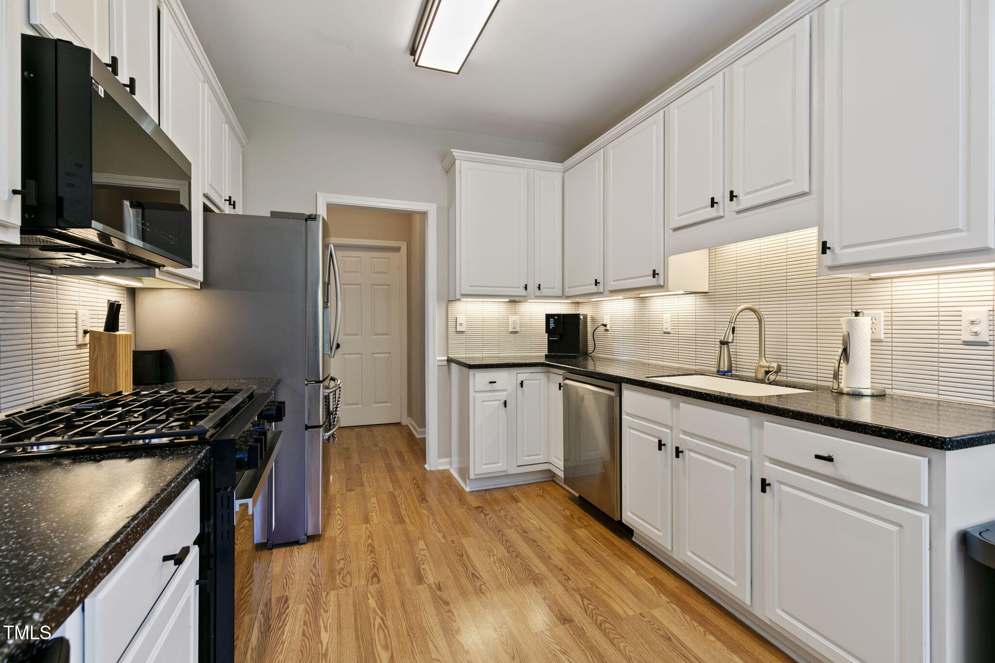 1205 Haventree Road Durham, NC 27713 - Photo 10 of 31 20-web-or-mls-1205-haventree-road-durham