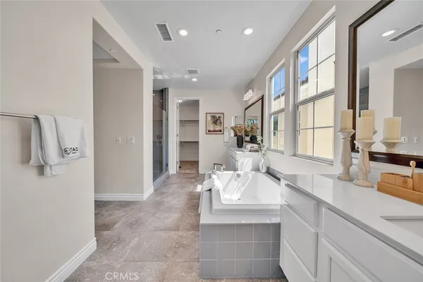 $3,880,000 | 60 Sherwood, Irvine, CA 92620