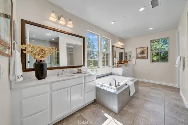 $3,880,000 | 60 Sherwood, Irvine, CA 92620