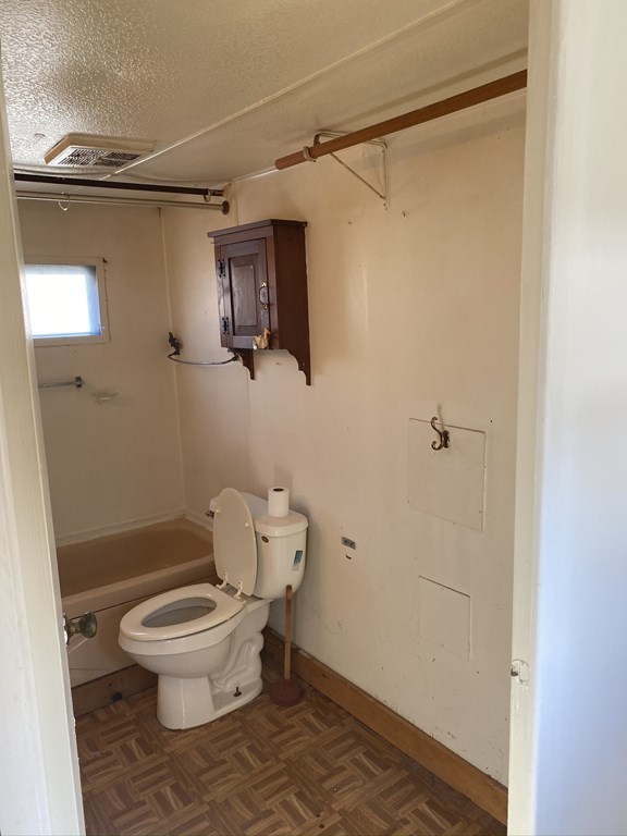 404 Southwick Road, Unit 38 Westfield, MA 01085 - Photo 11 of 13 Gallery Image 11