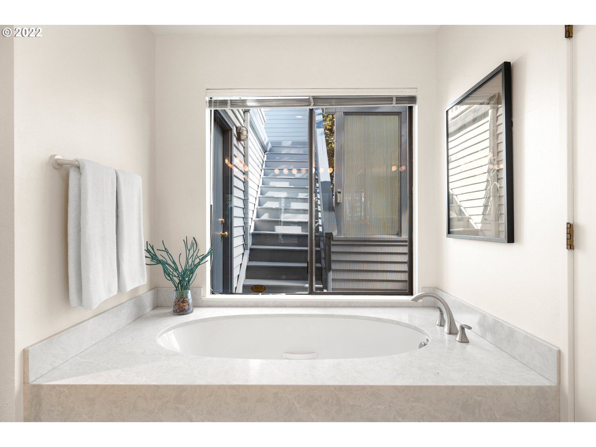 3224 Southwest Fairmount Boulevard Portland, OR 97239 - Photo 23 of 32 Gallery Image 23