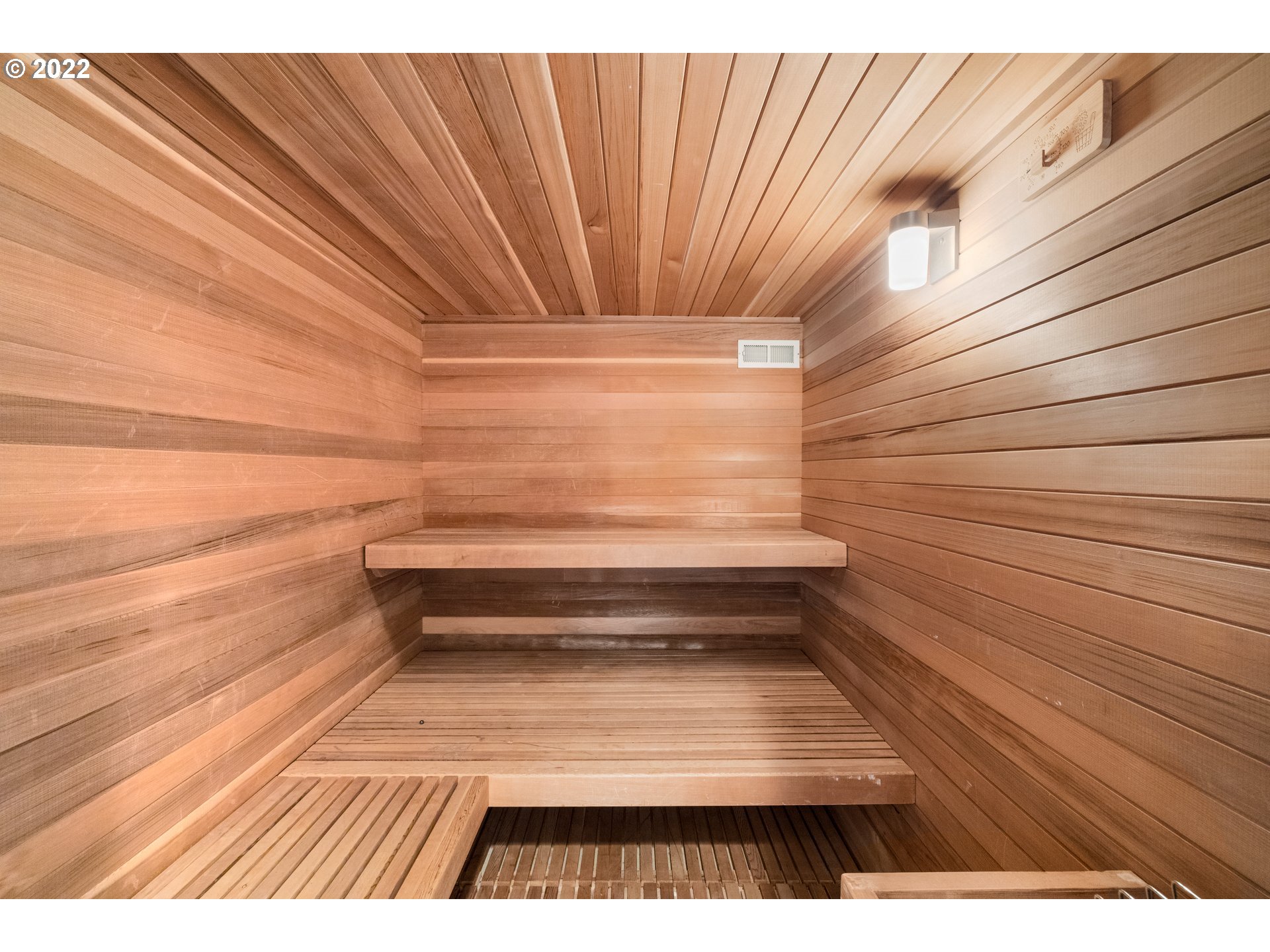 3224 Southwest Fairmount Boulevard Portland, OR 97239 - Photo 27 of 32 Sauna