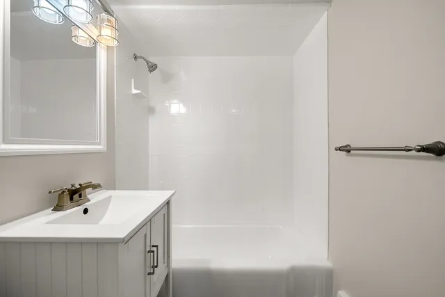 $420,000 | 1105 Lexington Street, Unit 92, Waltham, MA 02452