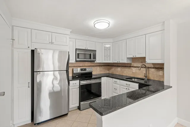 $420,000 | 1105 Lexington Street, Unit 92, Waltham, MA 02452