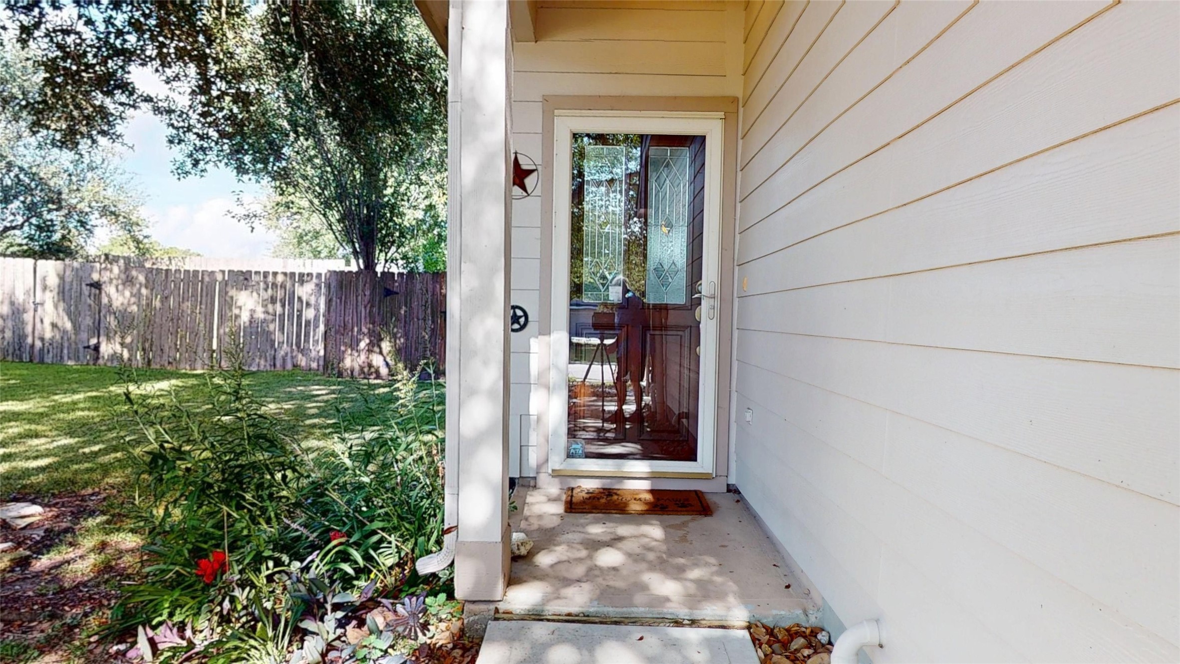 213 Drake Run Lane Dickinson, TX 77539 - Photo 4 of 24