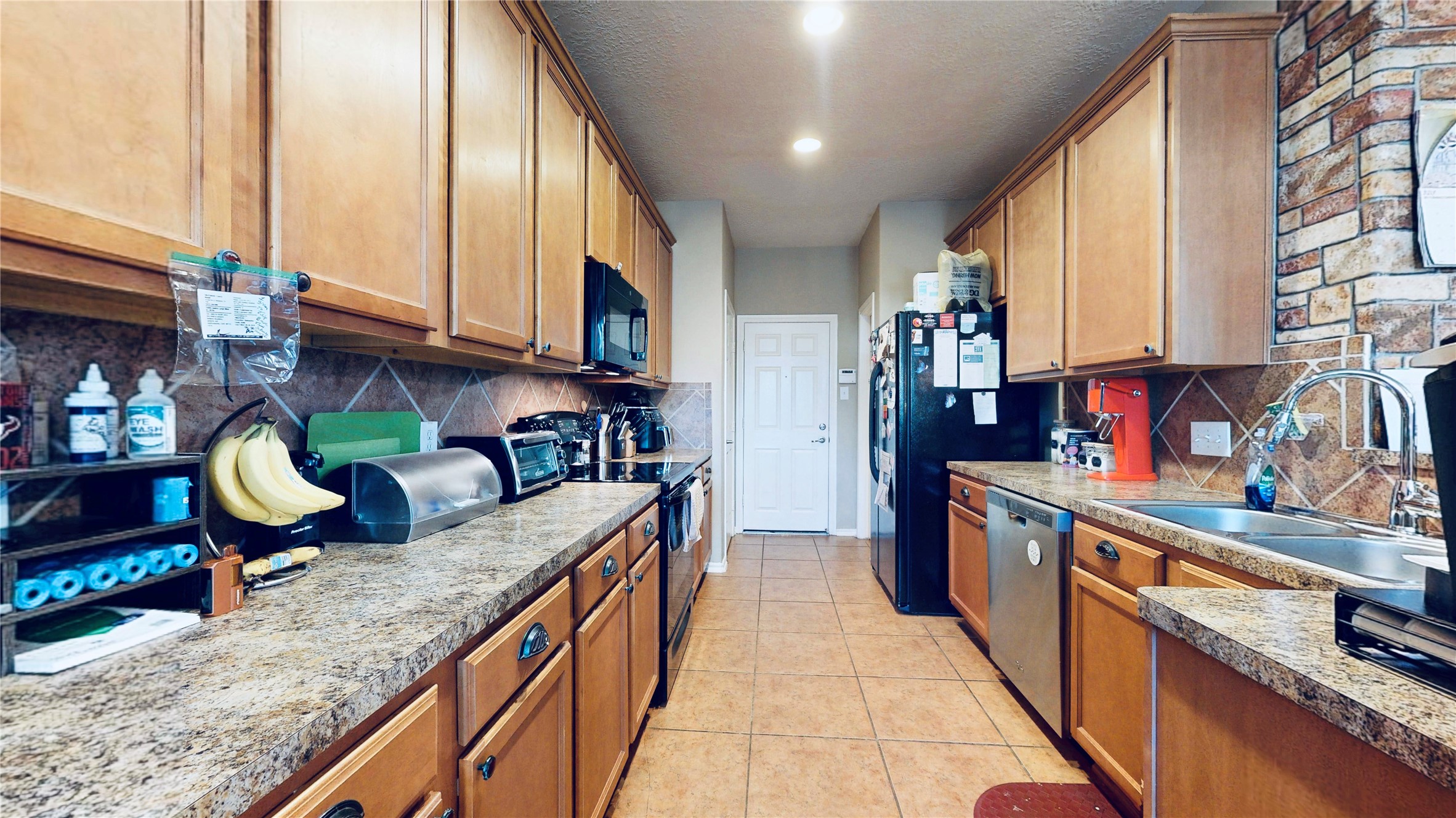 213 Drake Run Lane Dickinson, TX 77539 - Photo 8 of 24