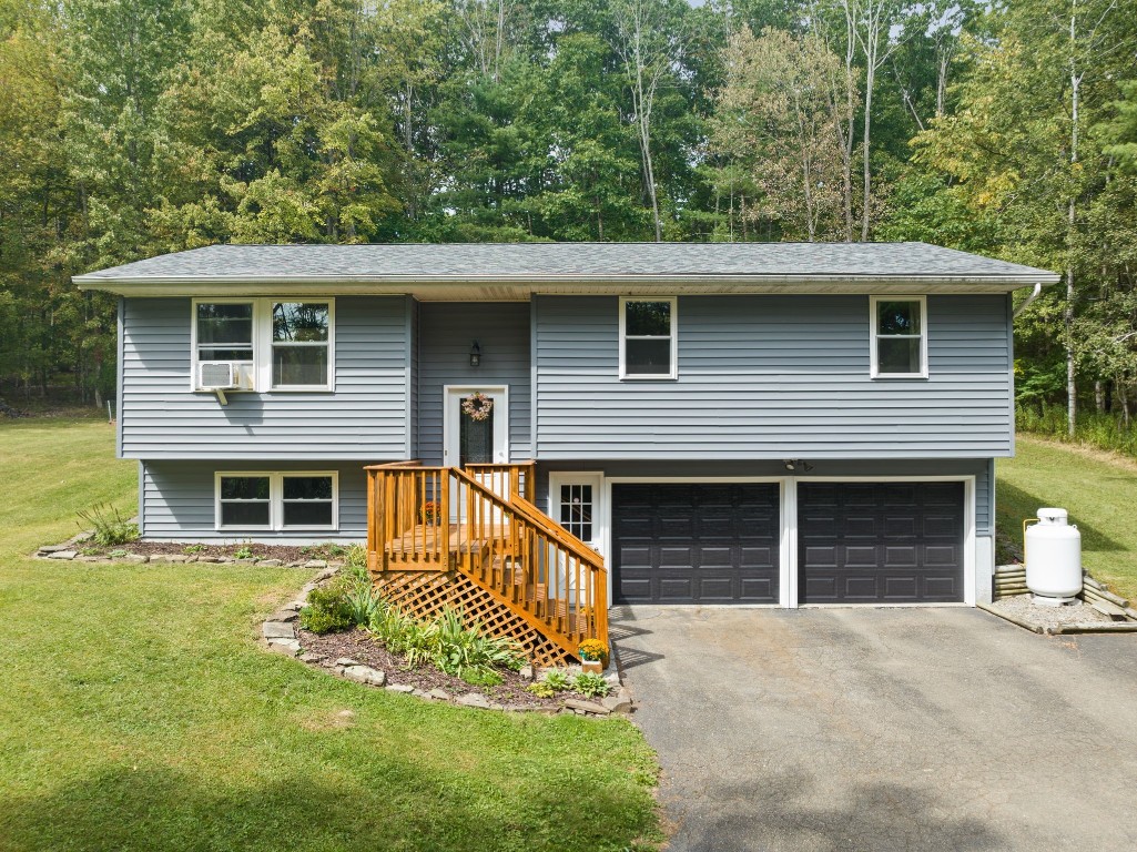 1695 Cafferty Hill Road Endicott, NY 13760 - Photo 1 of 36