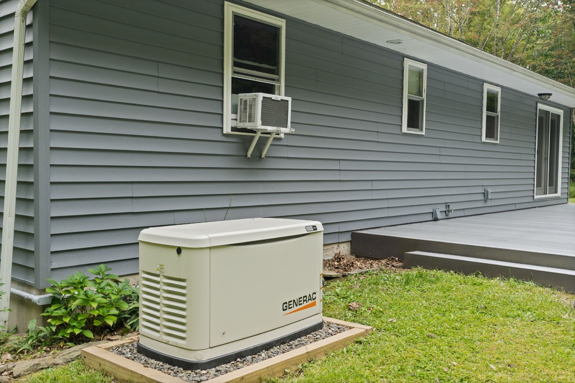 1695 Cafferty Hill Road Endicott, NY 13760 - Photo 6 of 36