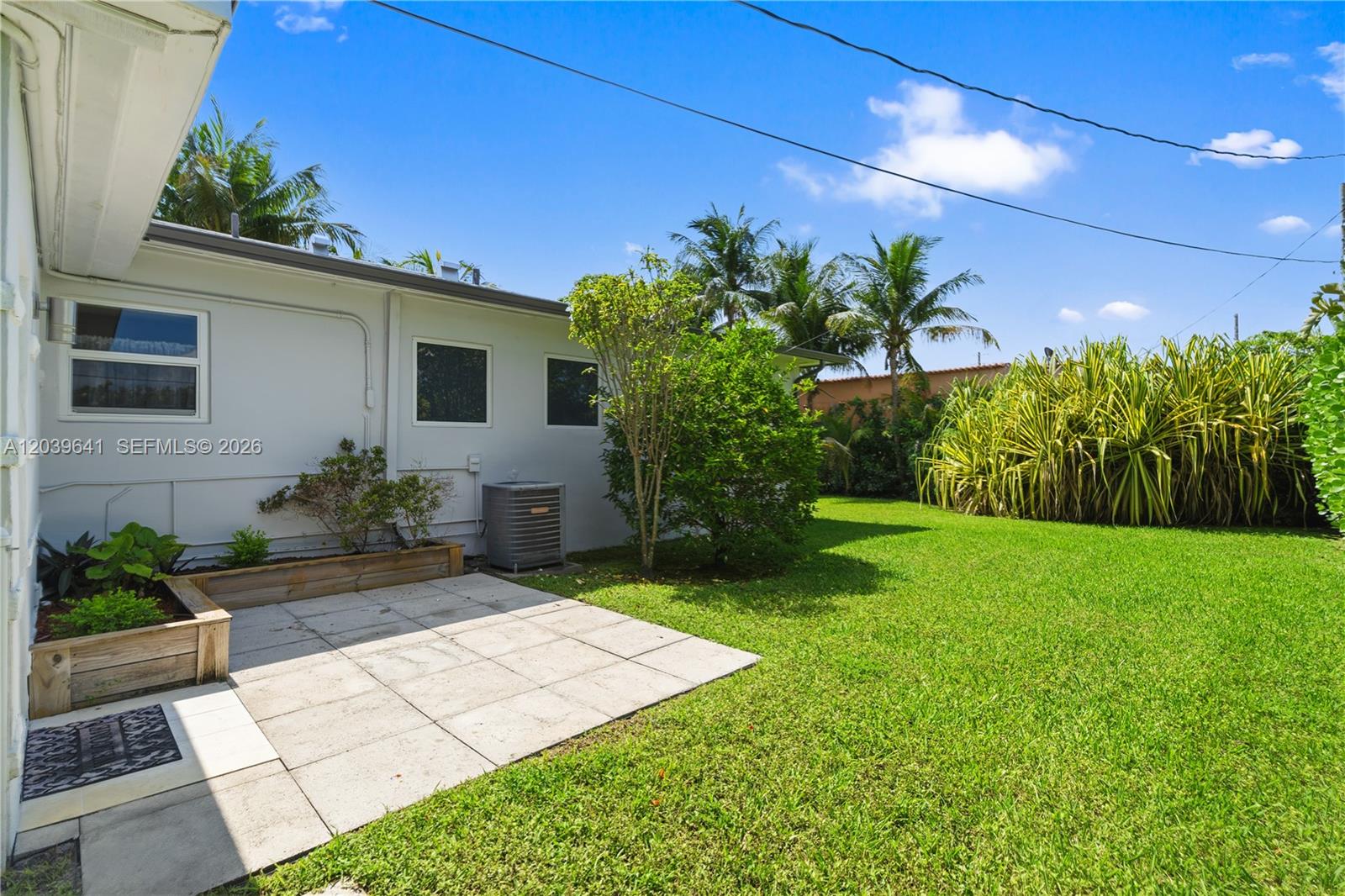 5790 Southwest 3rd Street Miami, FL 33144 - Photo 5 of 50