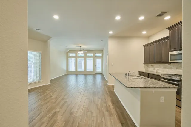 $2,900 | 103 Sunrise Haven Drive, Montgomery, TX 77316