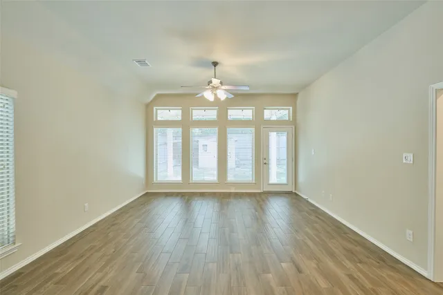 $2,900 | 103 Sunrise Haven Drive, Montgomery, TX 77316