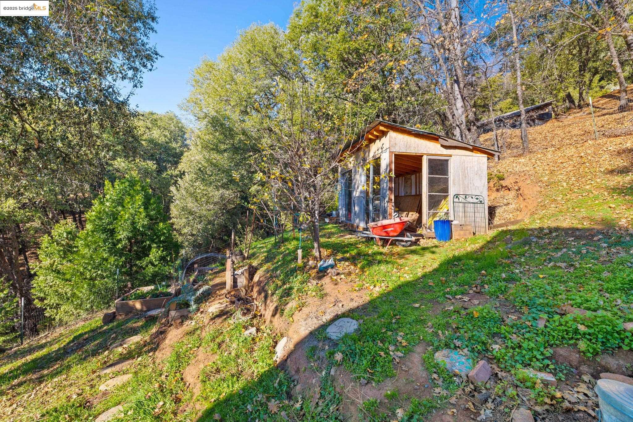 16144 Big Hill Road Sonora, CA 95370 - Photo 35 of 59