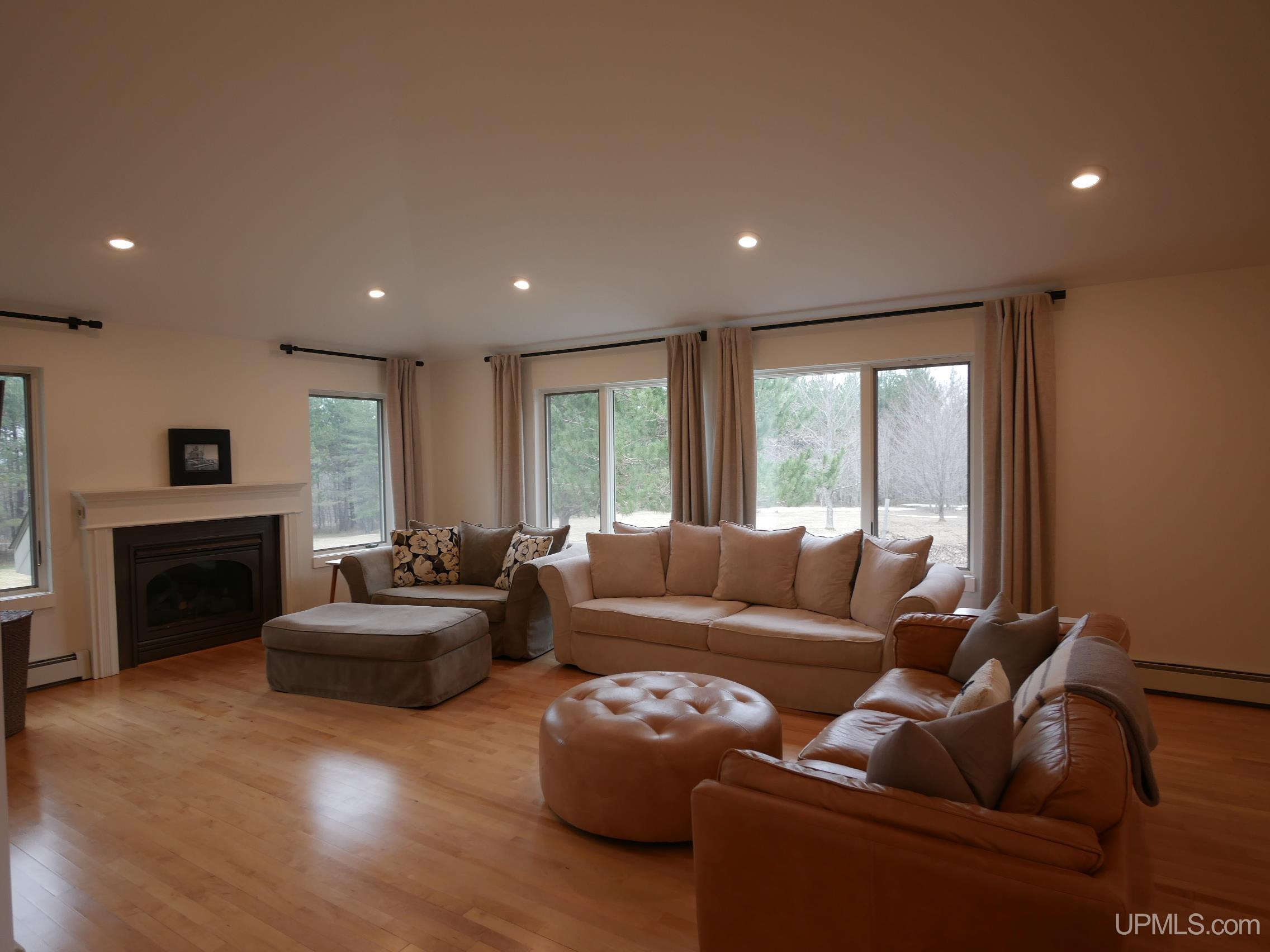 24321 Forsman Road Hancock, MI 49930 - Photo 18 of 83 Gallery Image 18