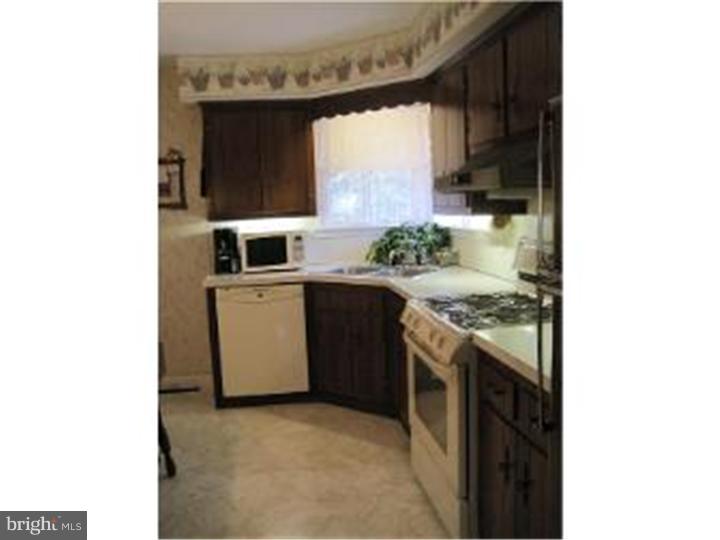 1202 Cedar Avenue Glassboro, NJ 08028 - Photo 14 of 23 Kitchen
