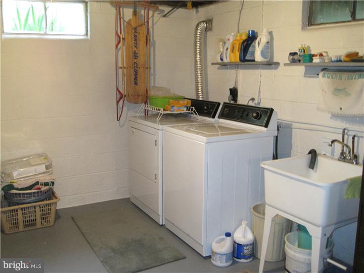 1202 Cedar Avenue Glassboro, NJ 08028 - Photo 20 of 23 Laundry Room