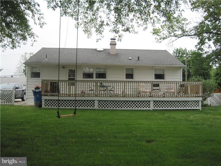 1202 Cedar Avenue Glassboro, NJ 08028 - Photo 6 of 23 Deck