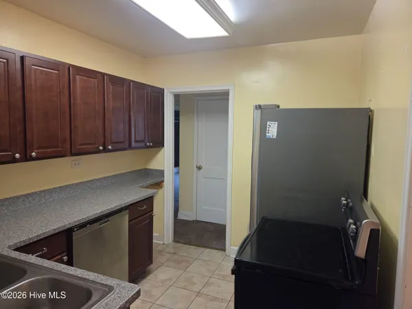 $1,400 | 98 Stratford Road, Jacksonville, NC 28540