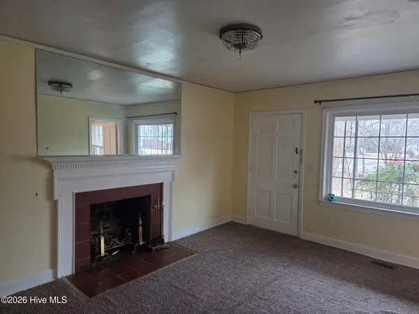 $1,400 | 98 Stratford Road, Jacksonville, NC 28540