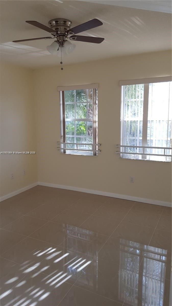 2853 Southwest 85th Avenue, Unit 103 Miramar, FL 33025 - Photo 7 of 20 a view of room and window