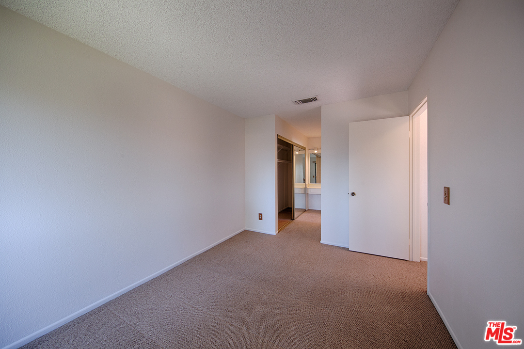 69593 Heather Way Rancho Mirage, CA 92270 - Photo 13 of 21 Gallery Image 13