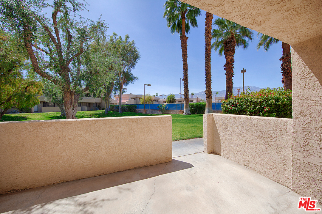 69593 Heather Way Rancho Mirage, CA 92270 - Photo 17 of 21 Gallery Image 17