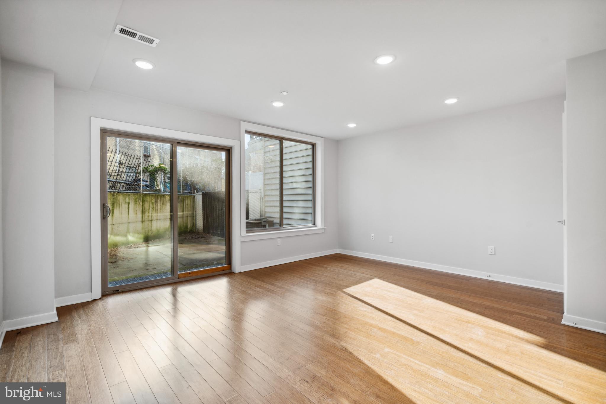 1608 Ridge Avenue, Unit 102 Philadelphia, PA 19130 - Photo 3 of 23