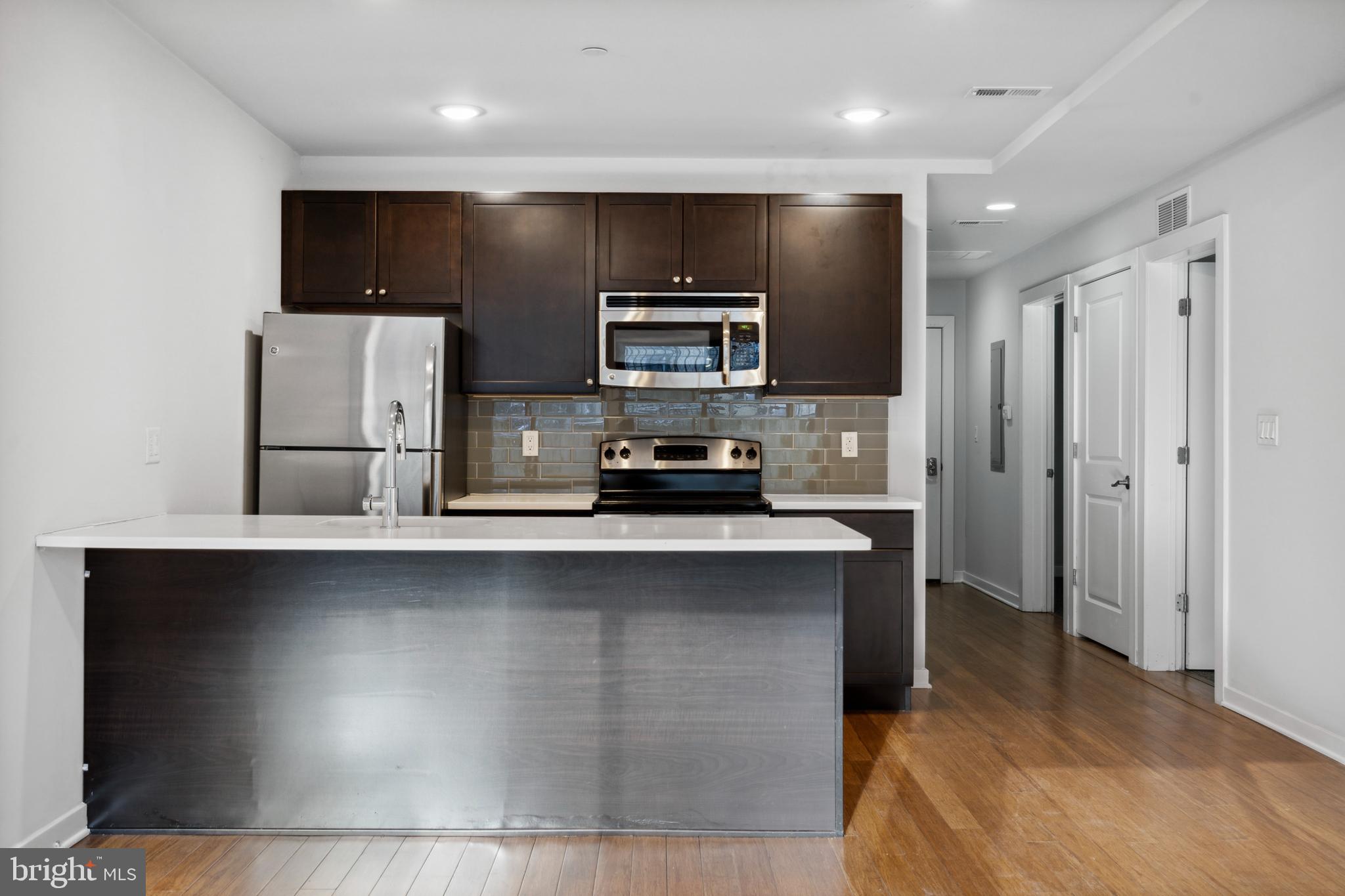 1608 Ridge Avenue, Unit 102 Philadelphia, PA 19130 - Photo 8 of 23