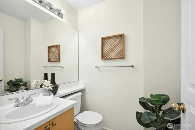 $898,888 | 2840 139th Avenue Southeast, Unit 9, Bellevue, WA 98005